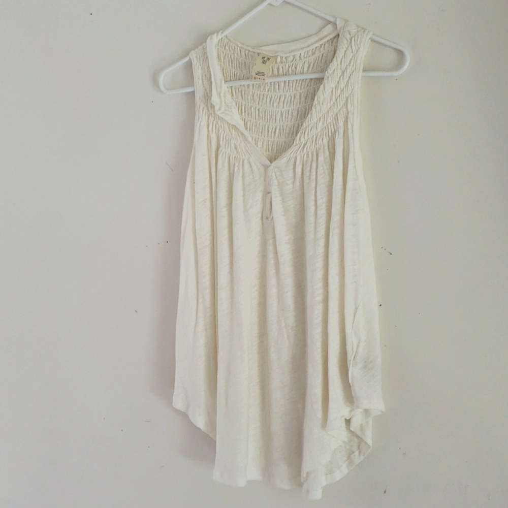 Free People We the Free New to Town Smocked Hot Spring White Tank Top Sz XS - Picture 10 of 12